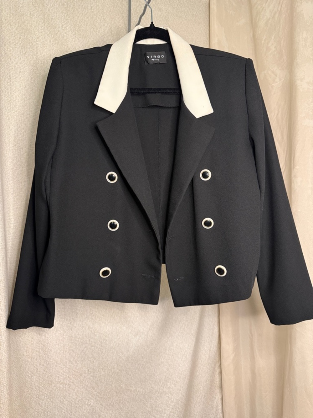 Virgo Black Cropped Double-Breasted Blazer with White Collar
